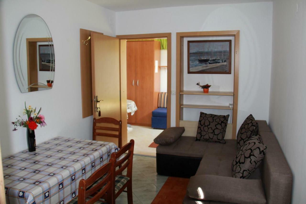 Villa Delta Apartments 布拉采 外观 照片